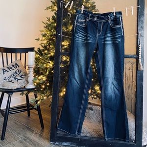 Lane Bryant Jeans w/contrast stitching and sequins